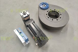 Spur gear slewing drives with gear reducers and stepper motor controllers