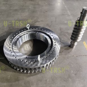 Heavy duty double row ball slewing drive for large output torque ...